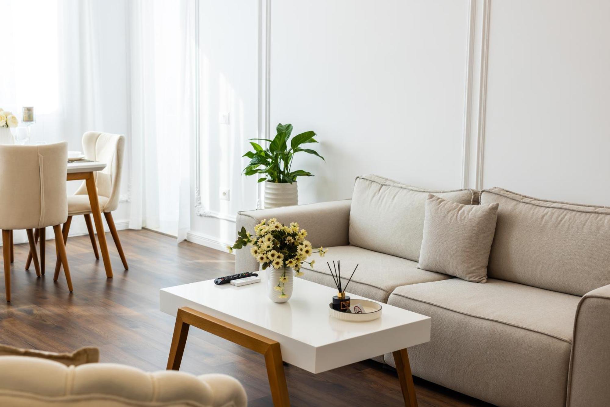 Luxury Rooftop In Astir Apartment