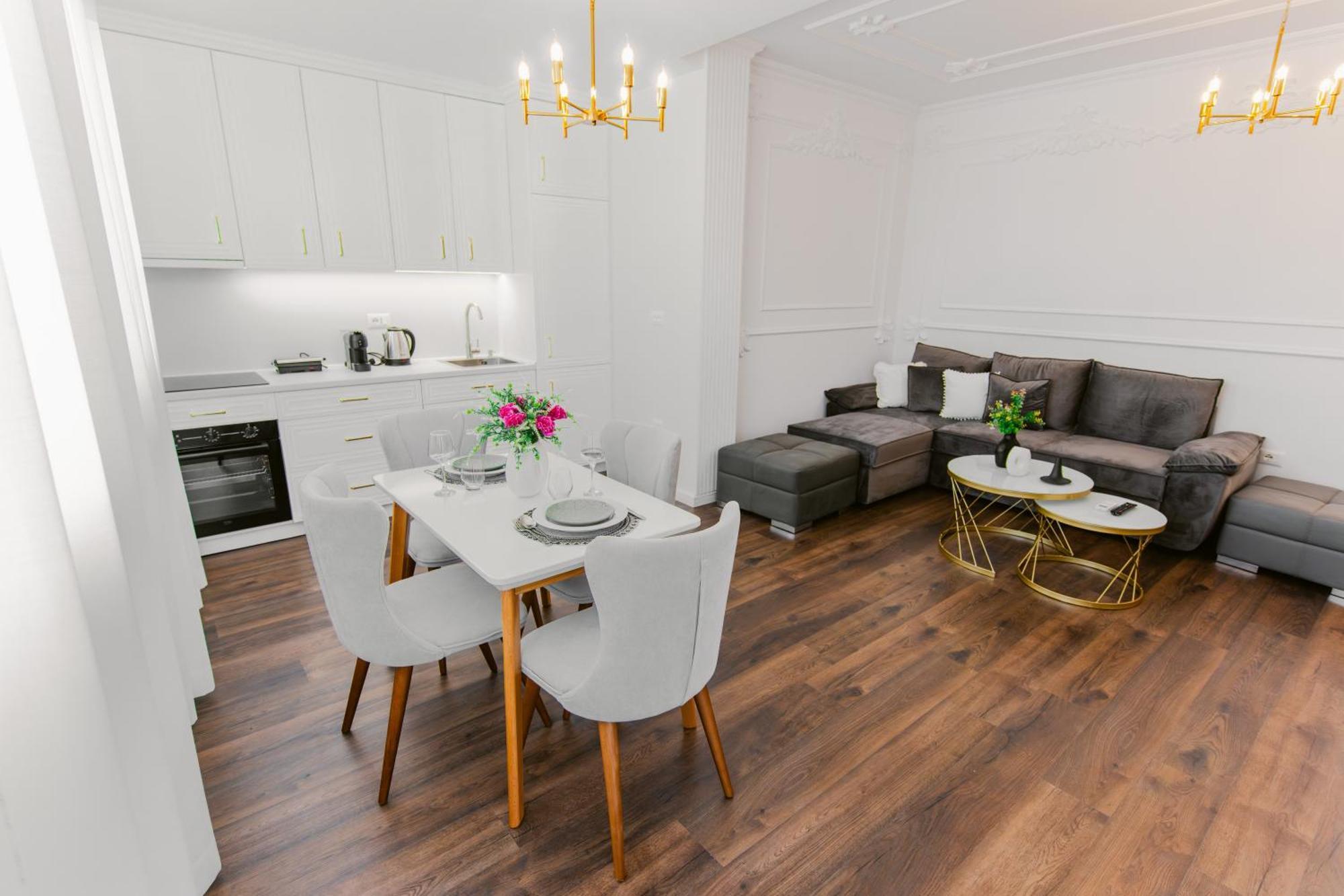 Apartment Luxury Rooftop In Astir Tirana