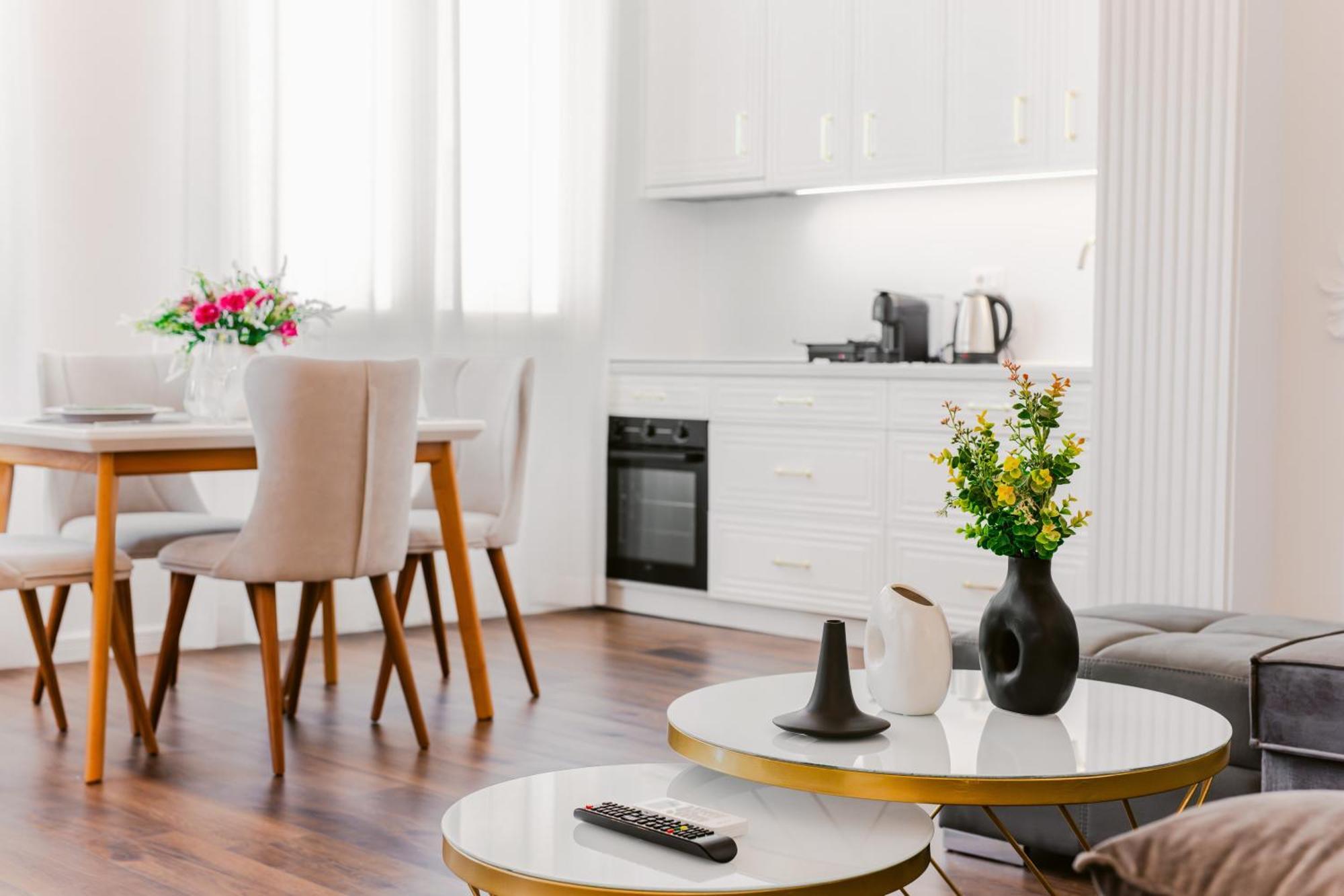 Luxury Rooftop In Astir Apartment *