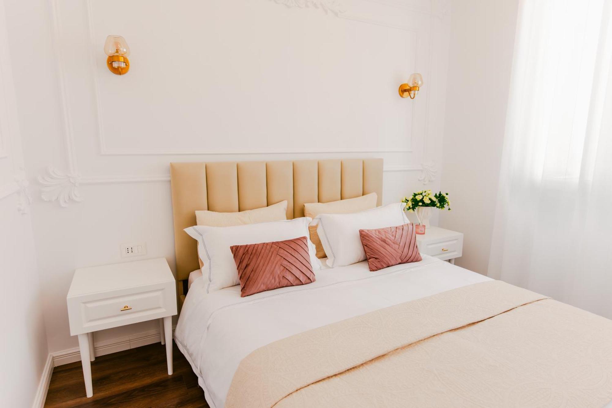 Apartment Luxury Rooftop In Astir Tirana