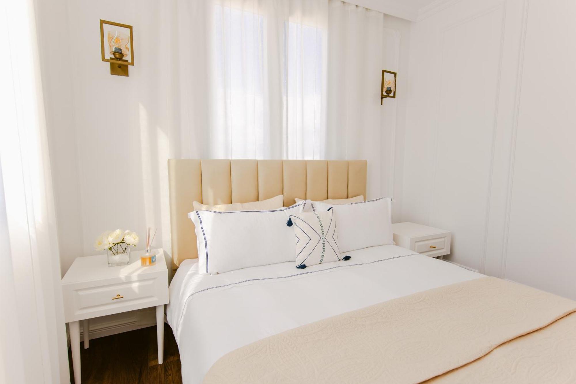 Apartment Luxury Rooftop In Astir *