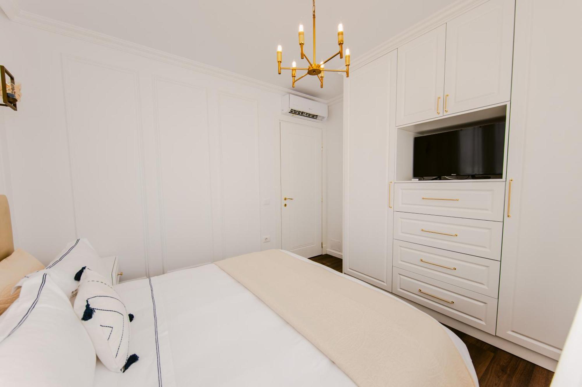Luxury Rooftop In Astir *